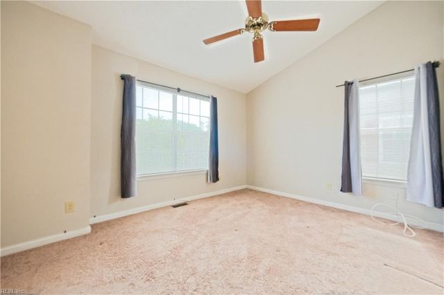 12811 Daybreak CIR, Newport News, VA 23608
