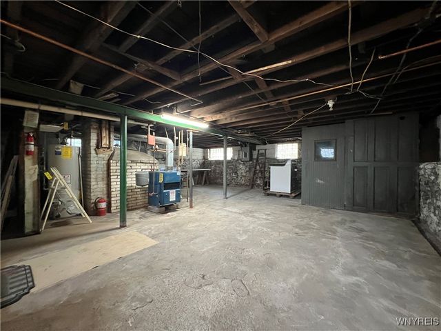 179 Niagara Falls Boulevard, Amherst, NY 14226