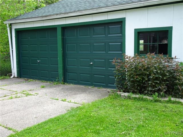 179 Niagara Falls Boulevard, Amherst, NY 14226