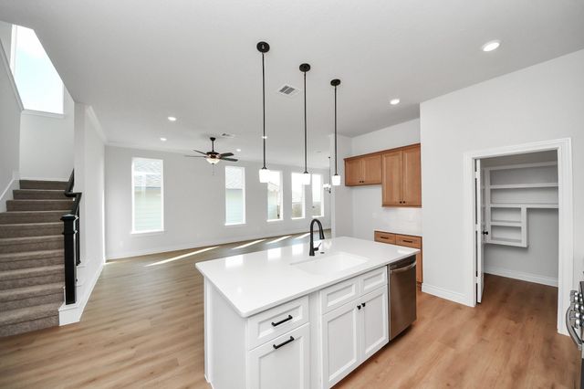 11845 Whirlaway Drive, Willis, TX 77318