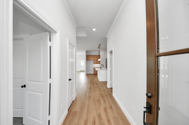 11845 Whirlaway Drive, Willis, TX 77318