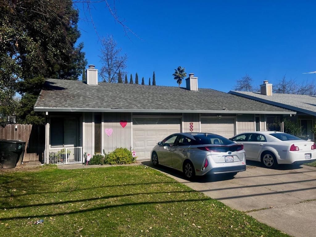 Image 2 of property listing at 8833 Winding Way, Fair Oaks, CA 95628