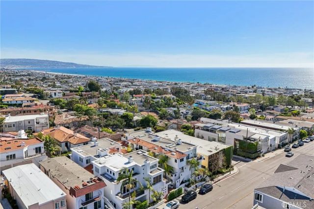 710 Manhattan Beach Boulevard, Manhattan Beach, CA 90266