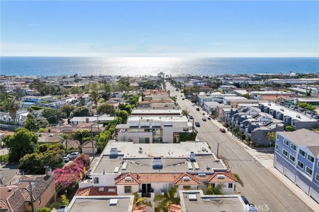 710 Manhattan Beach Boulevard, Manhattan Beach, CA 90266