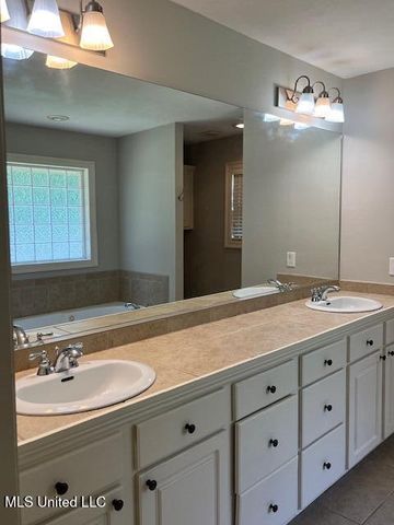 104 Blackstone Circle, Brandon, MS 39047