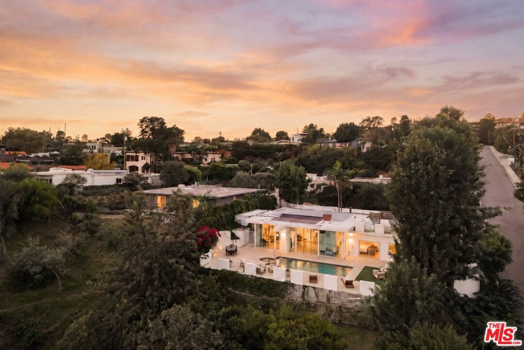 2442 Green View Place, Los Angeles, CA 90046 — exterior