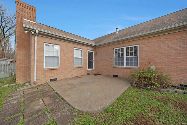 3104 Roselawn Drive, Evansville, IN 47711