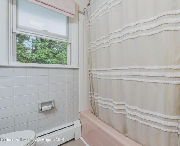 17 Bruin Drive, Saugerties, NY 12477