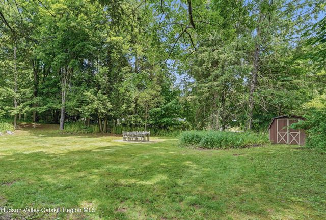 17 Bruin Drive, Saugerties, NY 12477
