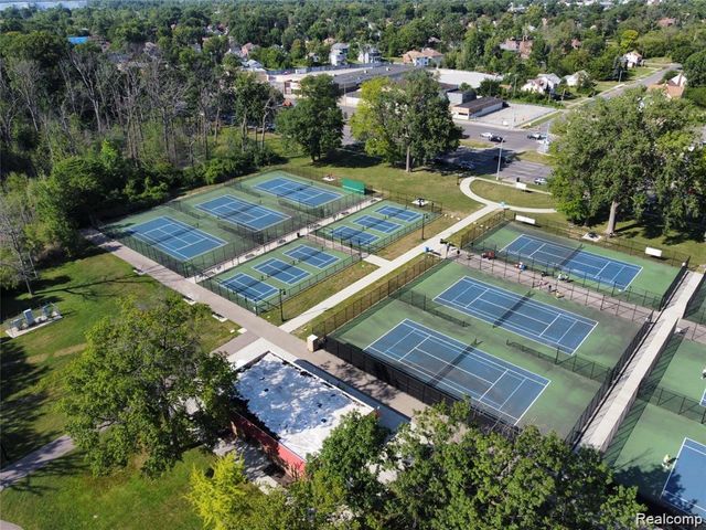 67 Pilgrim Street, Highland Park, MI 48203