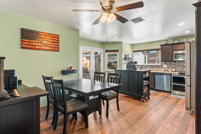 1003 N Driftwood Avenue, Rialto, CA 92376