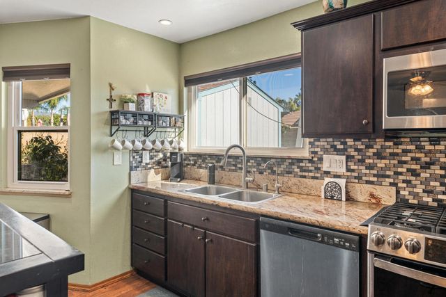 1003 N Driftwood Avenue, Rialto, CA 92376