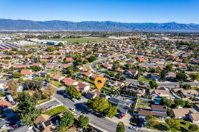 1003 N Driftwood Avenue, Rialto, CA 92376