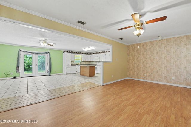 3400 Yucca Avenue, Moss Point, MS 39562