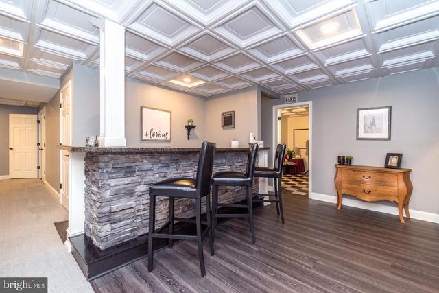 2209 DENBEIGH DR, Jamison, PA 18929