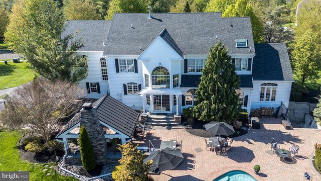 2209 DENBEIGH DR, Jamison, PA 18929