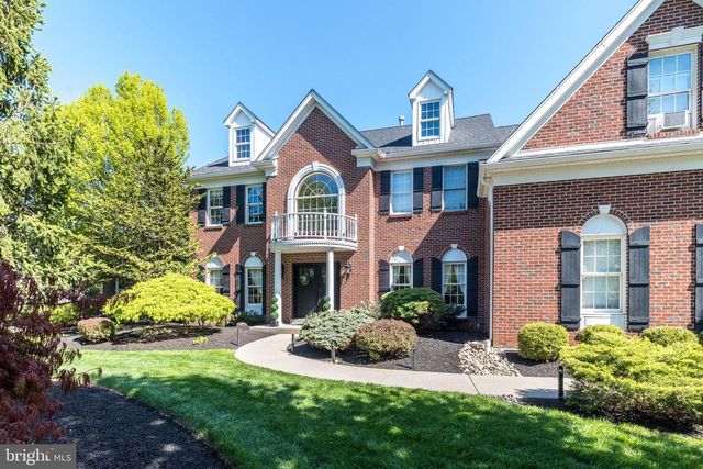 2209 DENBEIGH DR, Jamison, PA 18929