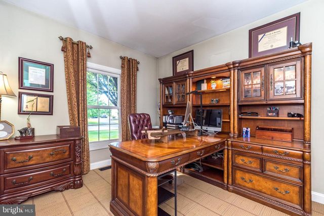 2209 DENBEIGH DR, Jamison, PA 18929