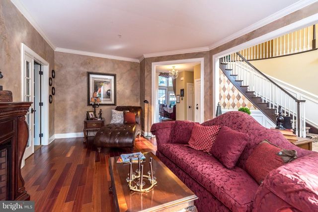 2209 DENBEIGH DR, Jamison, PA 18929