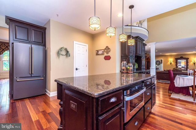 2209 DENBEIGH DR, Jamison, PA 18929