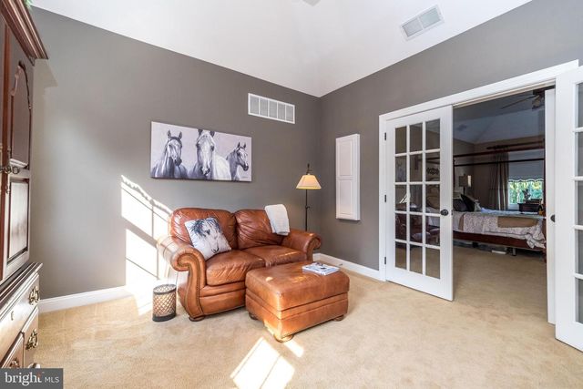 2209 DENBEIGH DR, Jamison, PA 18929