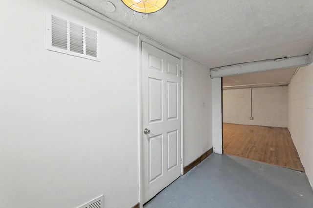 1948 S Topeka Ave, Wichita, KS 67211