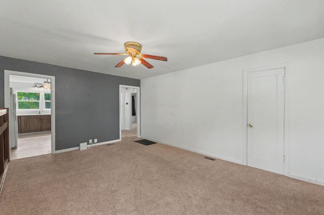 1948 S Topeka Ave, Wichita, KS 67211