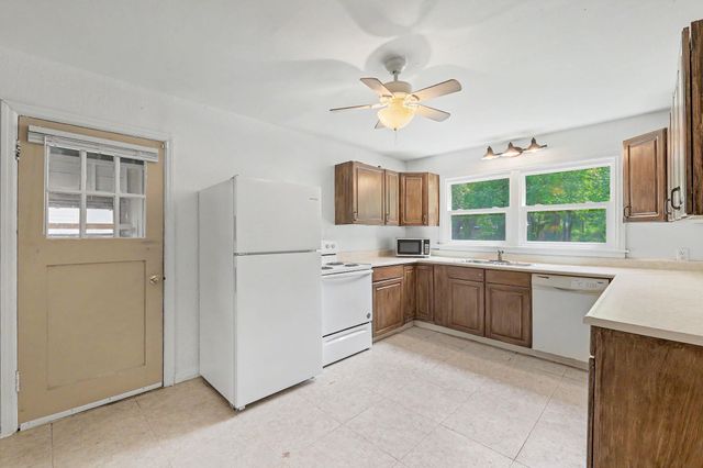 1948 S Topeka Ave, Wichita, KS 67211