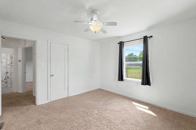 1948 S Topeka Ave, Wichita, KS 67211