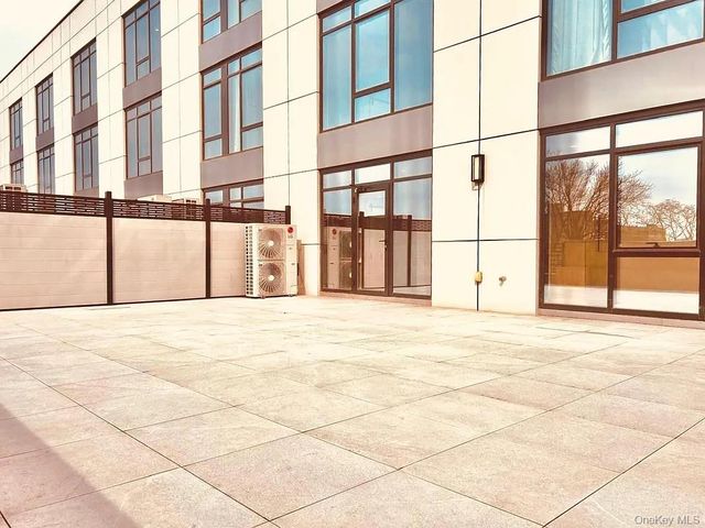 40-22 61st Street 5E, Woodside, NY 11377