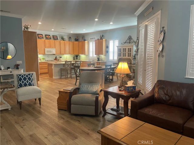 19365 Galloping Hill Road, Apple Valley, CA 92308