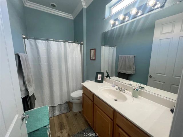 19365 Galloping Hill Road, Apple Valley, CA 92308