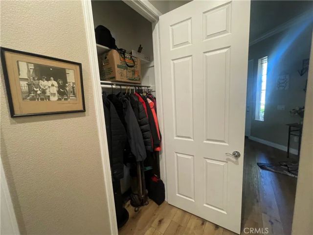 19365 Galloping Hill Road, Apple Valley, CA 92308