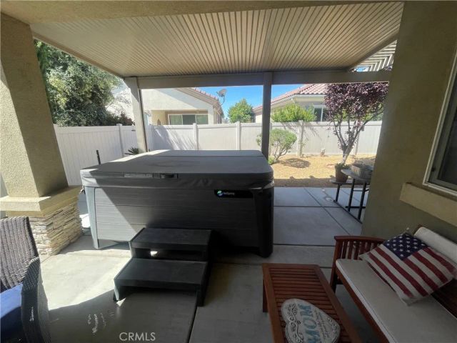 19365 Galloping Hill Road, Apple Valley, CA 92308