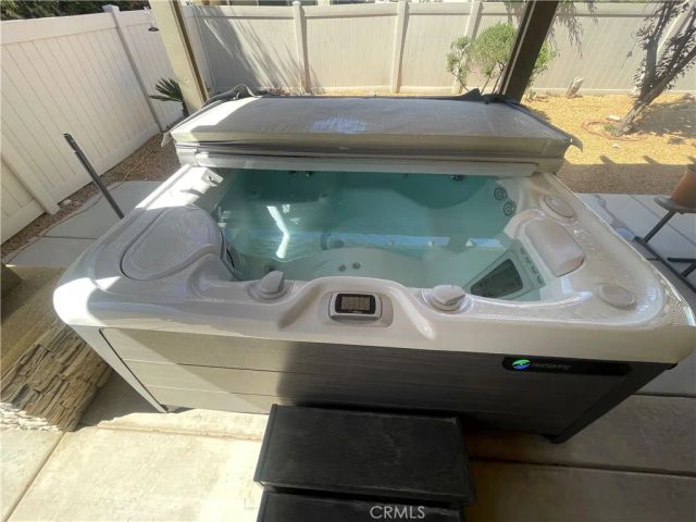 19365 Galloping Hill Road, Apple Valley, CA 92308