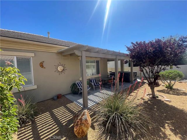 19365 Galloping Hill Road, Apple Valley, CA 92308