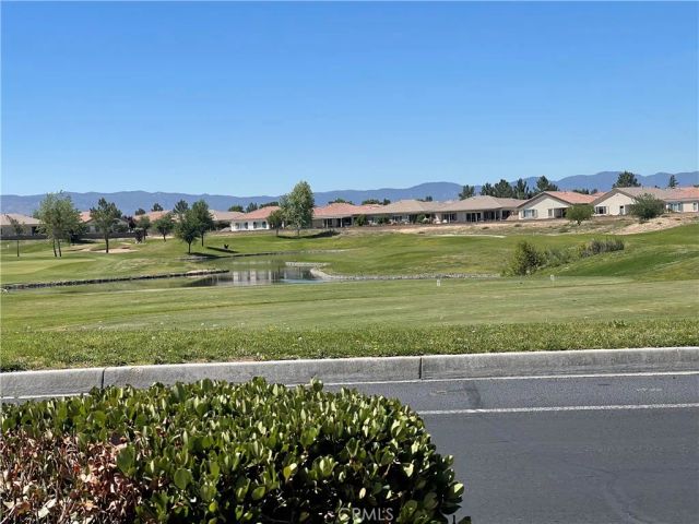 19365 Galloping Hill Road, Apple Valley, CA 92308