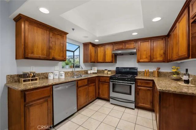 25 Palmetto Drive F, Alhambra, CA 91801