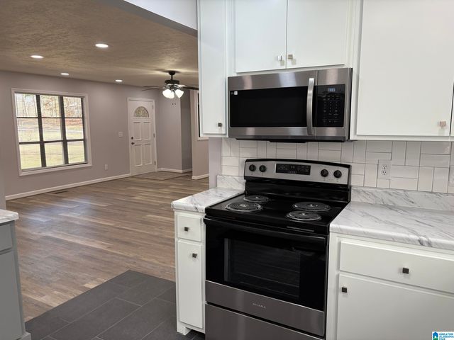 174 MOUNTAIN ROAD, Ohatchee, AL 36271