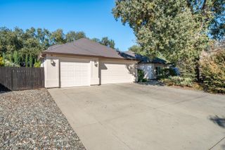 3200 Miramar Way, Redding, CA 96001