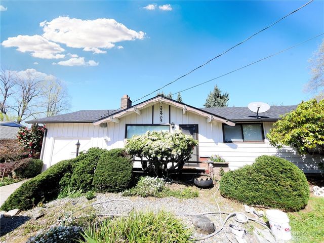 22905 106th Place SE, Kent, WA 98031