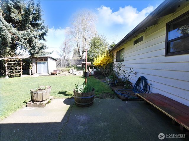 22905 106th Place SE, Kent, WA 98031