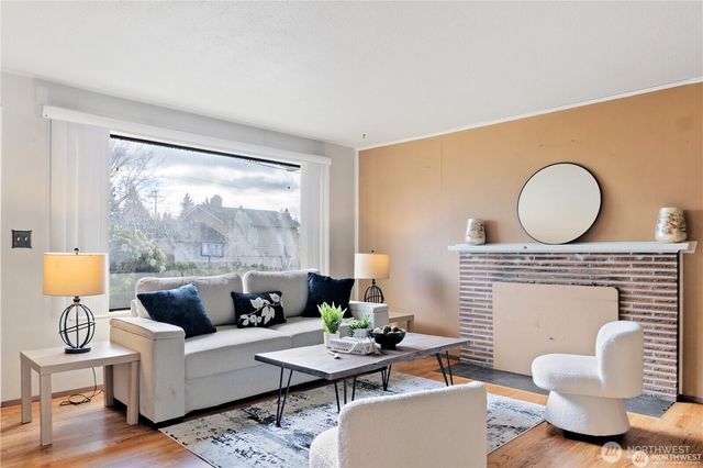 22905 106th Place SE, Kent, WA 98031