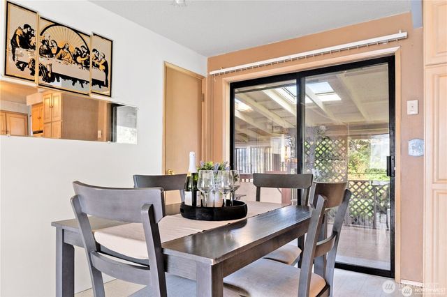 22905 106th Place SE, Kent, WA 98031