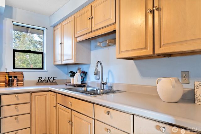 22905 106th Place SE, Kent, WA 98031