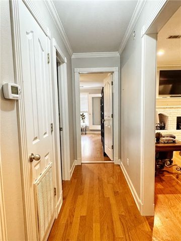 2008 W 8th Street, Russellville, AR 72801