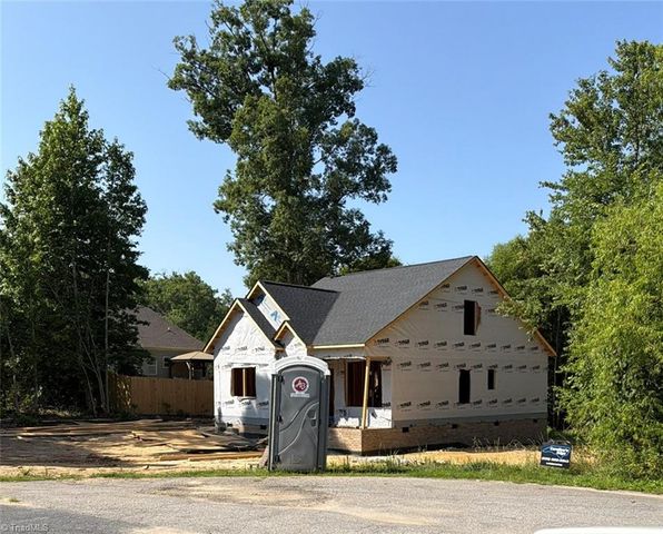 504 Woods Drive, Randleman, NC 27317