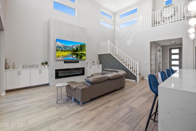 22011 N 34TH Way, Phoenix, AZ 85050