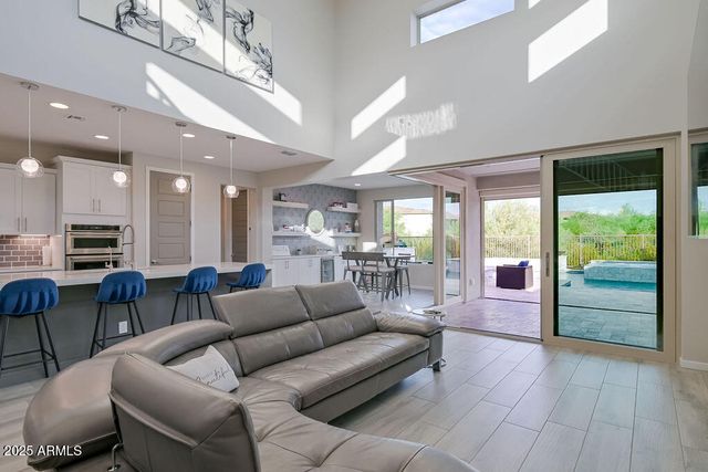 22011 N 34TH Way, Phoenix, AZ 85050