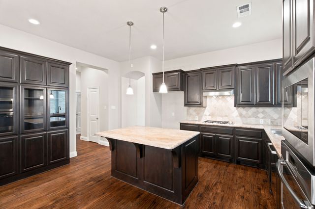 221 Sunrise, Argyle, TX 76226